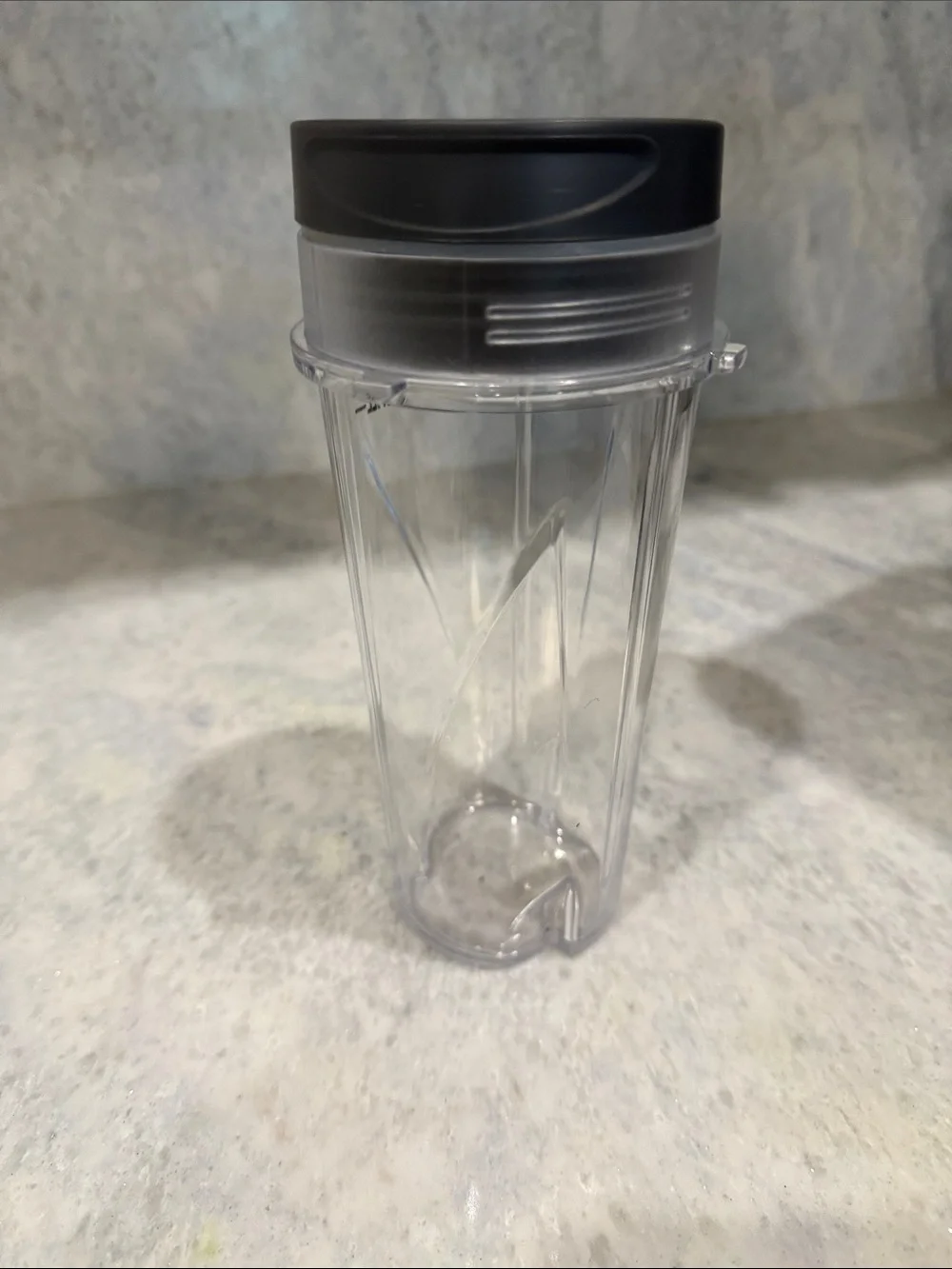 Ninja Clear Pitcher Jar with Dark Gray Lid and Handle   & a 16 oz cup with a lid